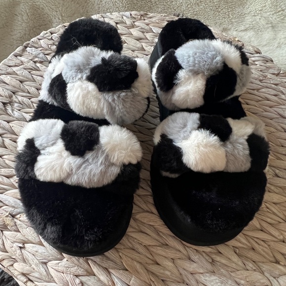 NWT Koolaburra by UGG Ya-Baby Faux Fur Platform Slide Slippers Size 9 Wm - Picture 3 of 14